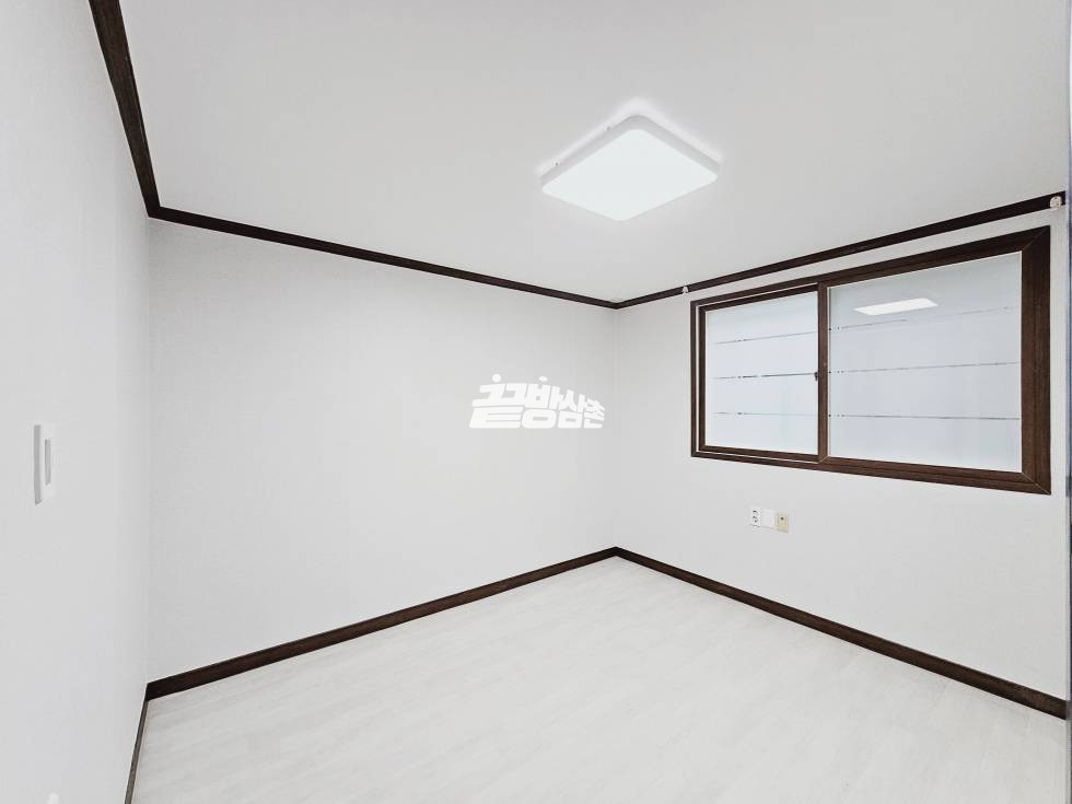 경북 칠곡군 석적읍 중리 228-13 석적읍 중리 장곡초 인근 특대형! 거실 공간 투룸! 월세 매물번호 11127 사진 8