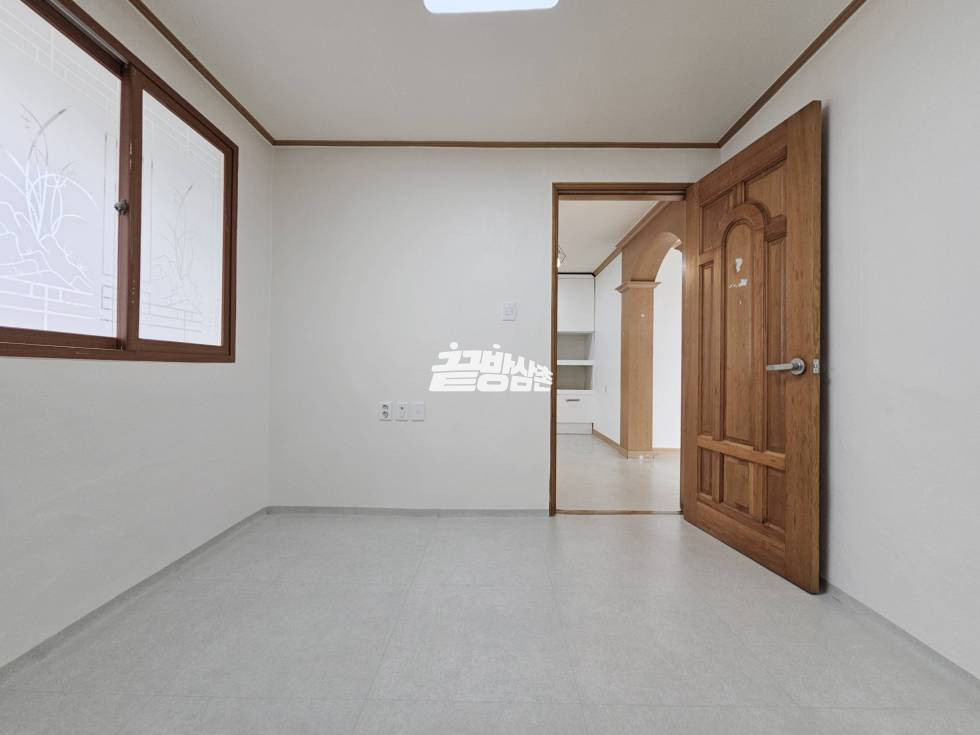 경북 구미시 상모동 14-8 삼화하이츠동 상모초등학교 인근 쓰리룸! 주인세대 클라쓰 #구미빌라 #구미쓰리룸 #주인세대 월세 매물번호 11478 사진 11